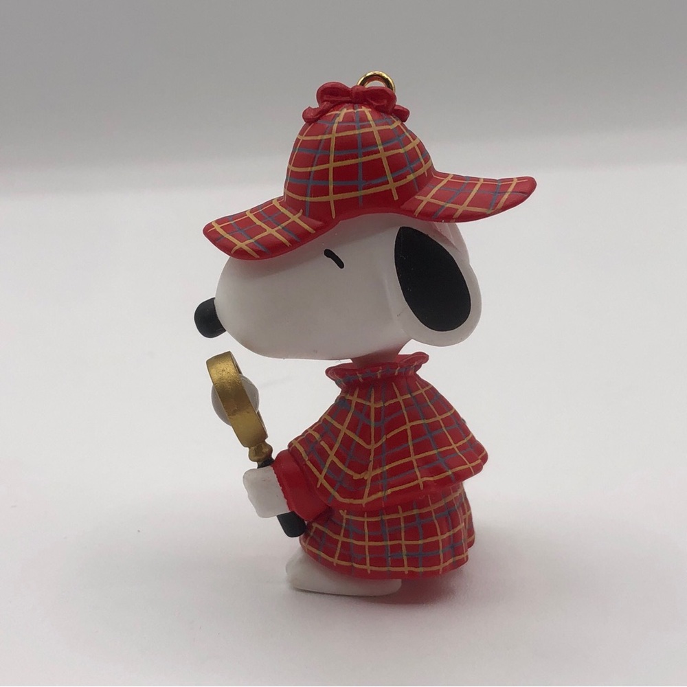 Hallmark Keepsake Ornament 2000 The Detective Spotlight On Snoopy 3 In The Serie
